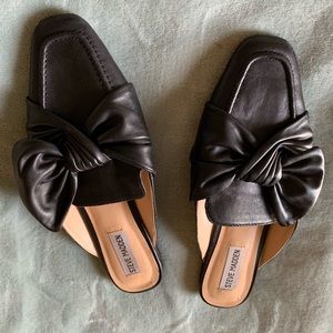 Steve Madden leather bow mule 8.5